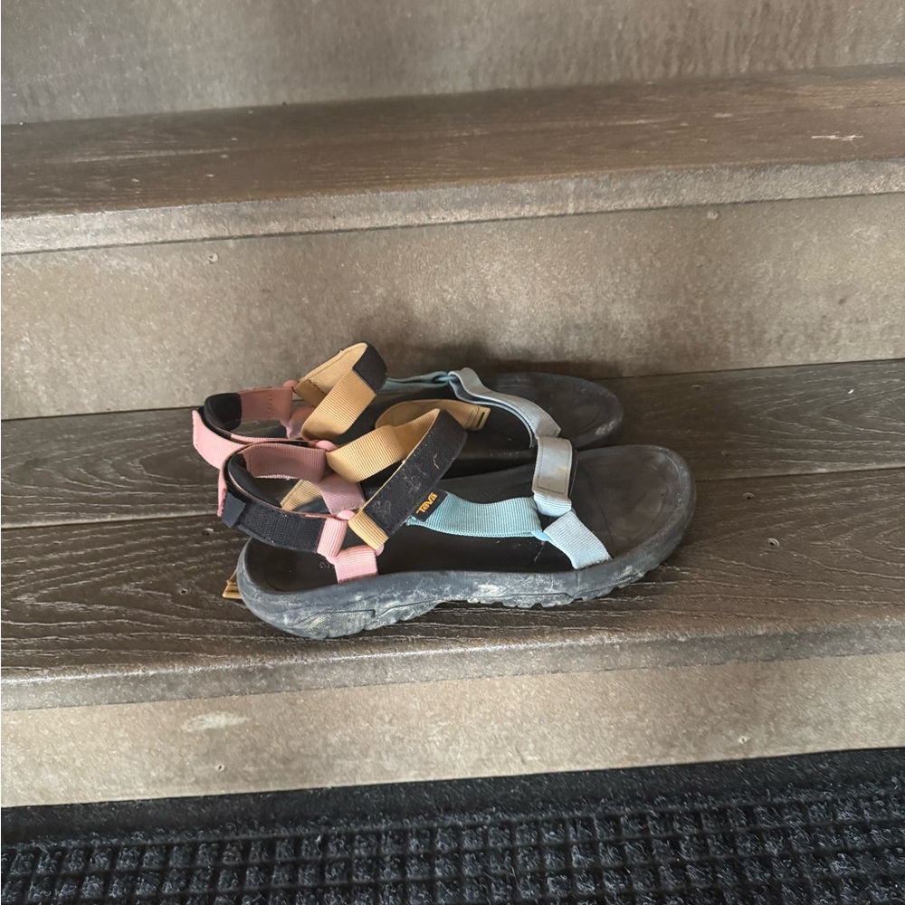 Women’s Teva Hurricane Sandals